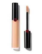 GIORGIO ARMANI BEAUTY ARMANI Power Fabric Concealer 3.5