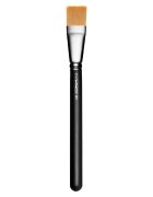 MAC 191 Square Foundation Brush