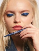 3ina The Color Pen Eyeliner очна линия в писалка цвят 830 - Navy blue 1 мл.