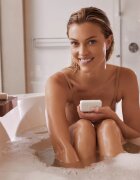 Ahava Dead Sea Salt хидратиращ сапун със сол от Мъртво море 100 гр.