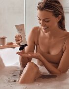 Ahava Dead Sea Water минерален душ гел с хидратиращ ефект 200 мл.