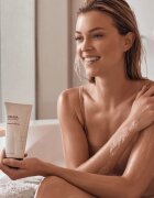 Ahava Dead Sea Water минерален душ гел с хидратиращ ефект 200 мл.