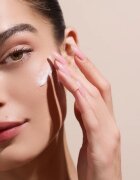 Ahava Even Tone гел-крем да уеднакви цвета на кожата 50 мл.