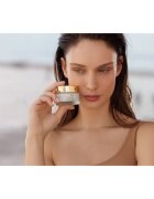 Ahava MultiVitamin хидратиращ и стягащ дневен крем SPF 30 50 мл.