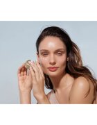 Ahava Osmoter™ Skin-Responsive озаряващ крем за околоочната зона против отоци и тъмни кръгове 15 мл.