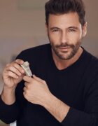 Ahava Time To Energize Men подмладяващ крем за околоочната зона за мъже 15 мл.