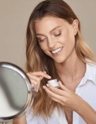Ahava Time To Revitalize стягащ околоочен крем против бръчки 15 мл.