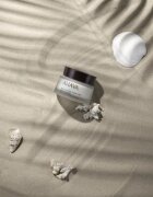 Ahava Time To Smooth озаряващ хидратиращ крем SPF 20 50 мл.