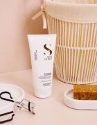Alfaparf Milano Semi di Lino Diamond Illuminating озаряващ балсам за блясък и лесно разресване на косата 200 мл.