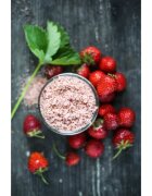 Almara Soap Body Scrub захарен скраб за тяло против целулит с аромат Strawberry Cream 180 гр.