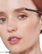 Anastasia Beverly Hills Brow Wiz прецизен молив за вежди цвят Dark Brown 0.09 гр.