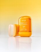 Anua K-Pop Demon Hunters Invisible Glow Finish Sunscreen защитен хидратиращ стик с озаряващ ефект SPF 50 18 гр.