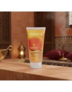 Arganicare Vitamin C Facial Scrub пилинг за лице с витамин С 150 мл.