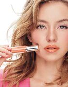 Armani Prisma Glass блясък за устни цвят 02 Candy Halo 3.5 мл.