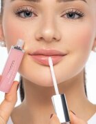 Artdeco Glossy Lip Volumizer гланц за обем на устните цвят Cool Nude 6 мл.