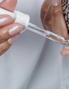 Australian Bodycare Tea Tree Oil & Panthenol успокояващ и хидратиращ серум за чувствителна и суха кожа 30 мл.