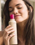 Aveda Cherry Almond Softening Shampoo подхранващ шампоан за блясък и мекота на косата 250 мл.