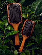 Aveda Wooden Paddle Brush дървена четка за коса 1 бр.