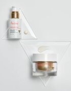 Avene DermAbsolu Concentrated Resculpting Serum ремоделиращ серум за възстановяване плътността на кожата 30 мл.