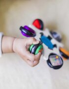 Baby Einstein Curiosity Clutch Twist & Pop играчка за подреждане 3 m+ 1 бр.