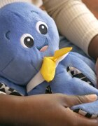 Baby Einstein Octoplush™ музикална играчка 3m+ 1 бр.