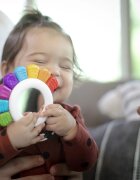 Baby Einstein Outstanding Opus Rattle & Teether Sensory Toy гризалка с дрънкалка 1 бр.