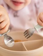 BabyOno Be Active Stainless Steel Spoon and Fork прибор за деца Beige 12m+ 2 бр.