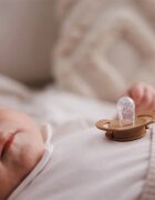 BabyOno Take Care Symmetrical Silicone Soothers биберон Day & Night 0-6m 2 бр.