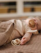 BabyOno Take Care Symmetrical Silicone Soothers биберон Day & Night 0-6m 2 бр.