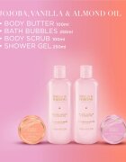 Baylis & Harding Jojoba Vanilla & Almond Oil подаръчен комплект за тяло