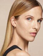 Bobbi Brown Skin Concealer Stick коректор в стик цвят Sand 3 гр.