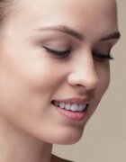 Bobbi Brown Skin Foundation Stick многофункционален фон дьо тен в стик цвят Beige (N-042) 9 гр.