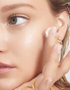 Bobbi Brown Vitamin Enriched Eye Base хидратиращ крем за очи с витамини B3 B5 B6 и B12 15 мл.
