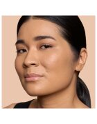Bobbi Brown Weightless Skin Foundation SPF 15 дълготраен фон дьо тен с хидратиращ ефект цвят Neutral Honey 30 мл.