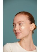 BOUTIJOUR Skin Tint Essence озаряващ тониращ флуид SPF 50+ 30 мл.