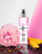 Bruno Banani Pure Woman Cheeky Casis Парфюмирана мъгла за тяло и коса за жени 250 мл.