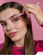 BrushArt Double Duty Eyeliner & Eyeshadow brush четка за сенки за очи и очни линии двустранен 1 бр.