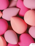 BrushArt Make-up Sponge Easy Blend гъба за фон дьо тен 1 бр.