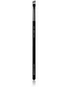 BrushArt Professional B10 Eye liner brush четка за очна линия B10 1 бр.