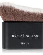 Brushworks Blending Face & Body Brush кабуки четка за лице и тяло тип NO. 24 1 бр.