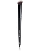 Brushworks Precise Angled Concealer Buffing Brush четка за коректор тип NO. 8 1 бр.