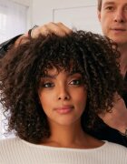 Bumble and Bumble Bb. Curl Light Defining Cream стилизиращ крем за дефиниране на къдрици лека фиксация 250 мл.