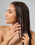 Bumble and Bumble Bb.Super Rich Conditioner балсам-крем за коса придаващ хидратация и блясък 250 мл.