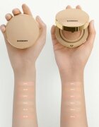 Burberry Beyond Wear Perfecting Matte Cushion дълготраен грим в гъбичка SPF 15 цвят Fair Warm 10 14 гр.