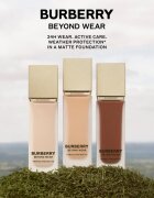 Burberry Beyond Wear Perfecting Matte Foundation течен фон дьо тен с матов завършек цвят Light Neutral 030 30 мл.