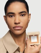 Burberry Beyond Wear Powder матираща пудра с изглаждащ ефект Medium Deep 03 11 гр.
