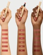 Burberry Brit Matte Veil матиращо хидратиращо течно червило цвят Peony 620 3 мл.