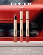 Burberry Brit Matte Veil матиращо хидратиращо течно червило цвят Peony 620 3 мл.