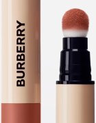 Burberry Brit Matte Veil матиращо хидратиращо течно червило цвят Red Brick 656 3 мл.