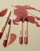 Burberry Brit Matte Veil матиращо хидратиращо течно червило цвят Red Brick 656 3 мл.